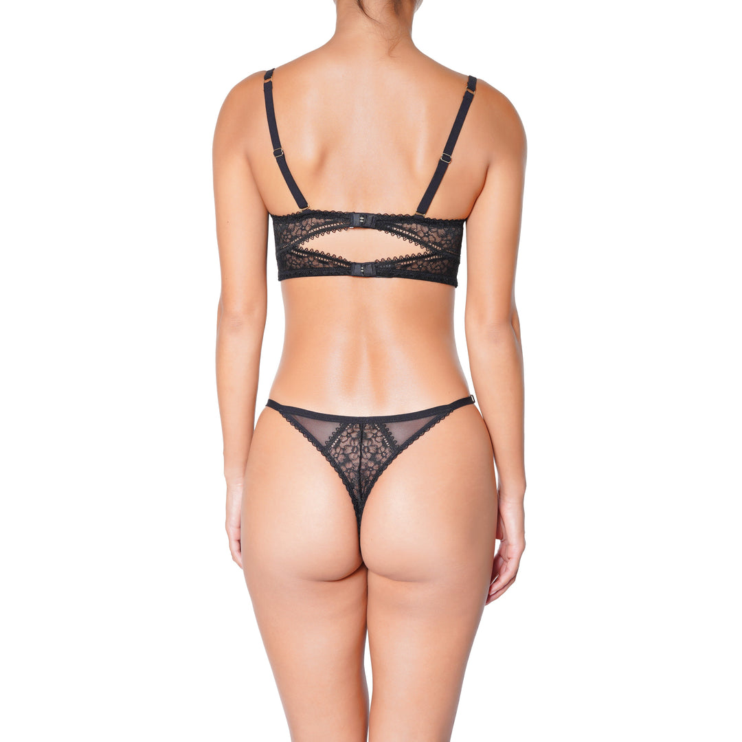 HUIT - Zazie - String